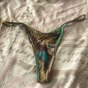 ELM Indah Bikini Bottom